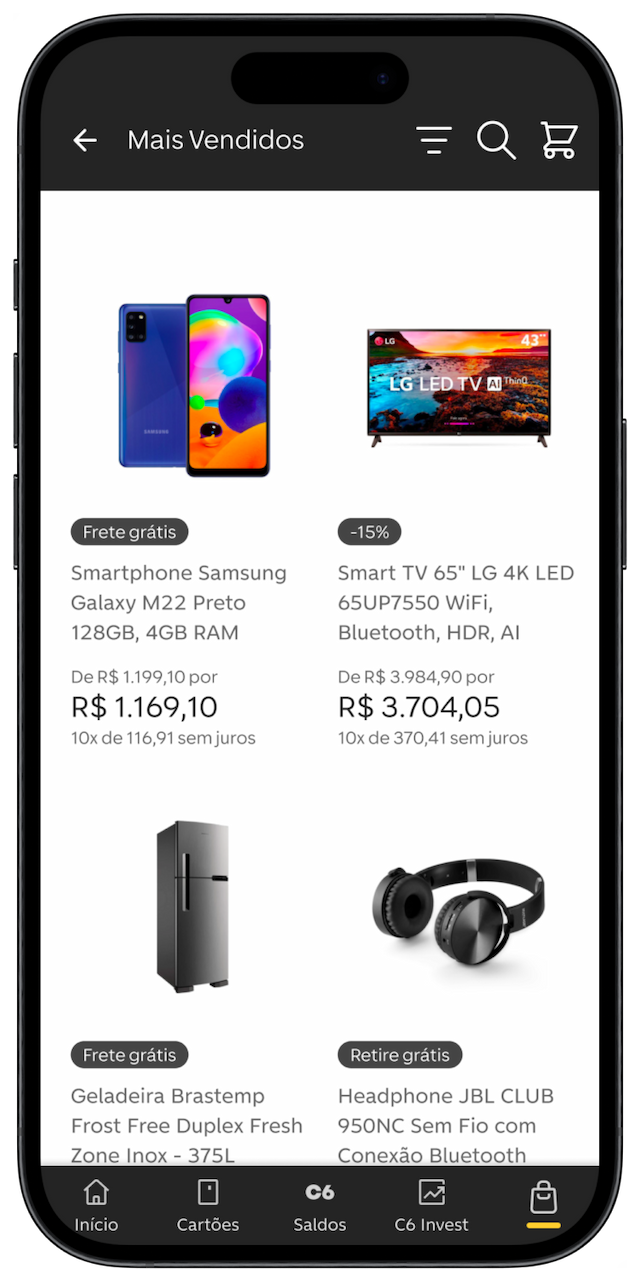 Imagem de celular aberto na C6 Store, com seleção de alguns produtos, como celular, TV, geladeira e fone de ouvido