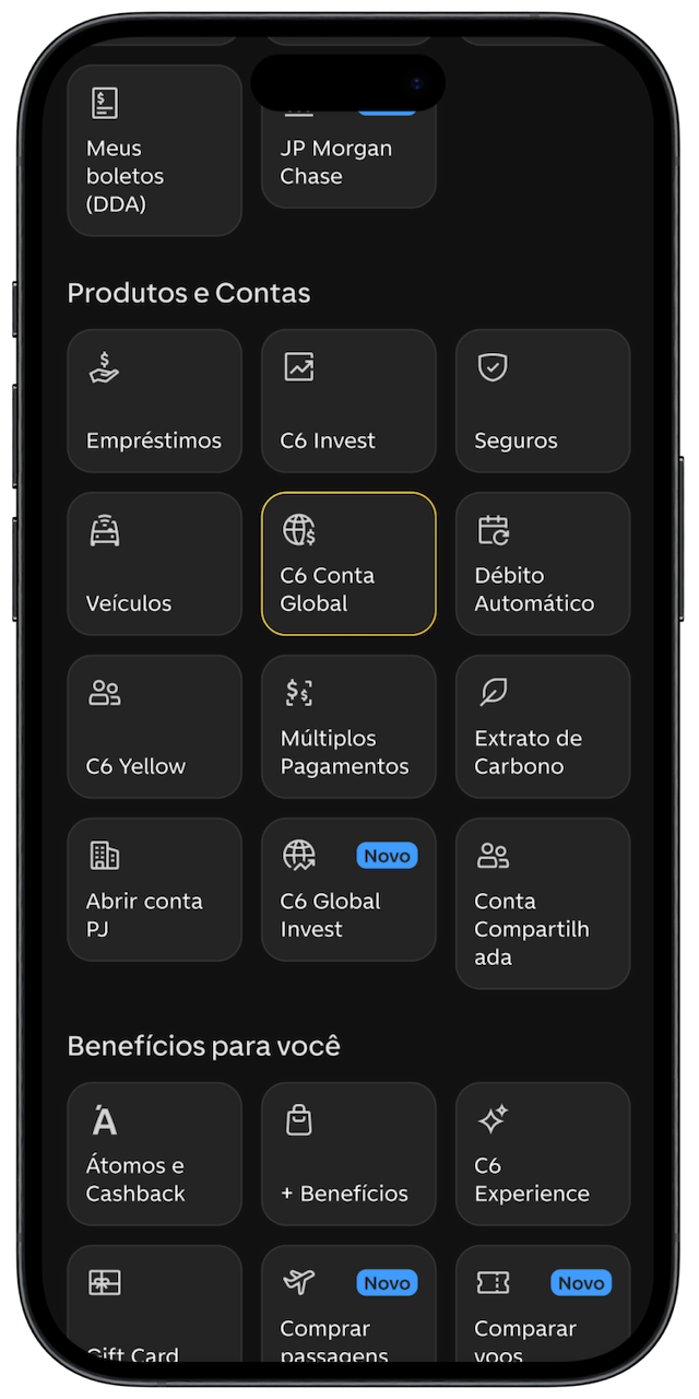 Imagem de celular aberto em sua tela o menu principal do app do C6 Bank com o botão de C6 Conta Global selecionado