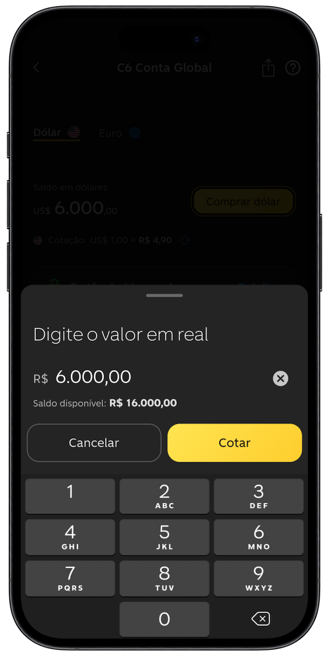 Celular com app do C6 Bank aberto na tela de confirmação de câmbio