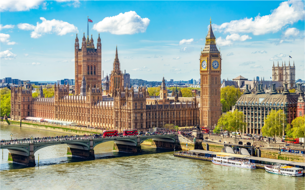 imagem do Big Ben em Londres durante um dia ensolarado na cidade.