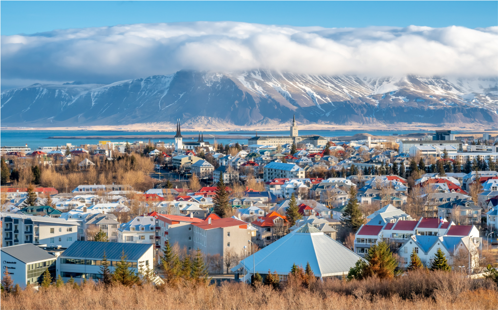 imagem de um vilarejo tradicional da cidade de reykjavik